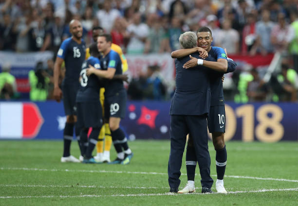 级杯的舞台 级杯的舞台